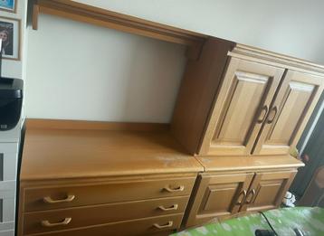 Praktisch wandmeubel met veel opbergruimte mariahoeve