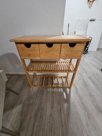 Houten keukentrolley met laden en wijnrek