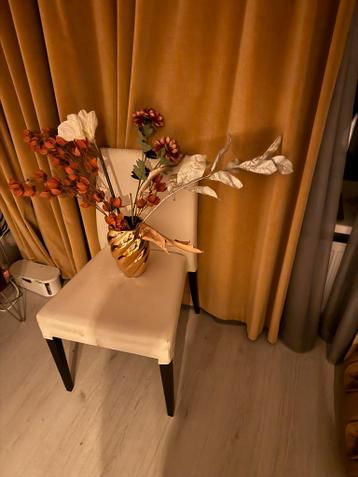 Drie comfortabele eetkamerstoelen - Crèmekleurig