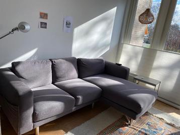 3-zits bank grijs Ikea Norsborg met chaise longue GRATIS