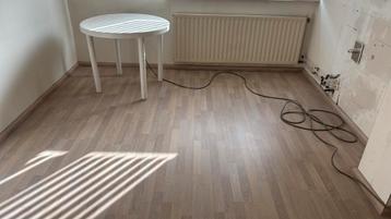 Laminaatvloer 32 m2 in goede staat, gratis