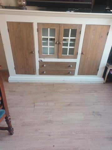 Gratis af te halen: Eiken dressoir in Deventer