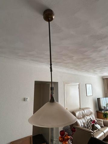 Hanglamp met melkglas kap