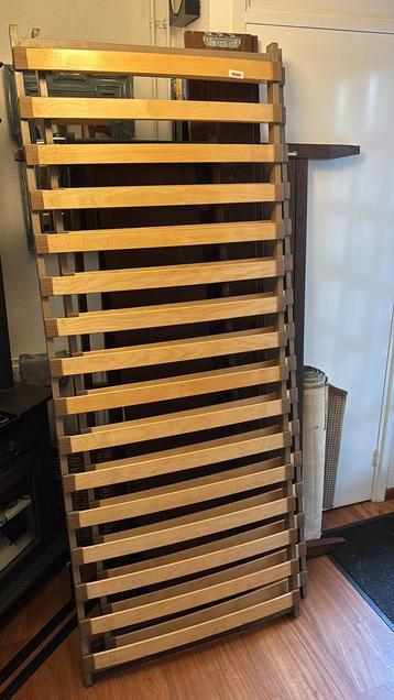 Tweepersoons bed 2 persoons gratis hout