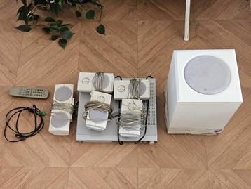 Philips Surround Set met DVD-speler en subwoofer
