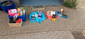 Gratis maat 28 en 26 27. Houterend. STEIN