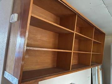 Gratis af te halen: hangkast