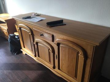 Diverse inboedel licht eiken gratis Schiedam ophalen.