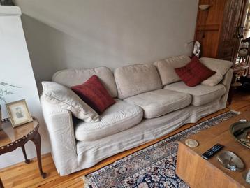 Linteloo bank, 4 persoons, beige gemeleerd Gratis.