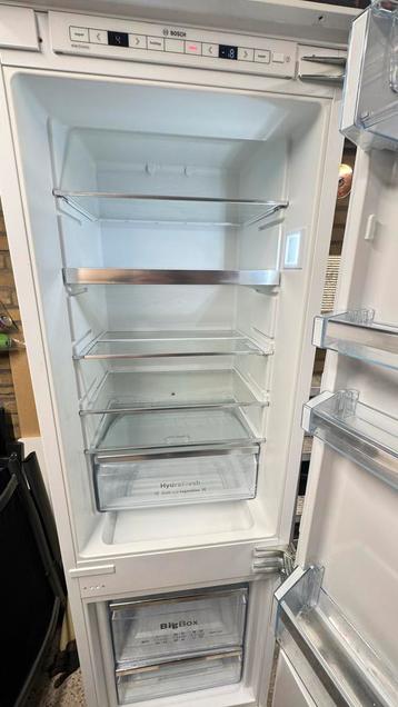 Bosch Koelkast met Vriezer KIS86AF30 (01) - Inbouw