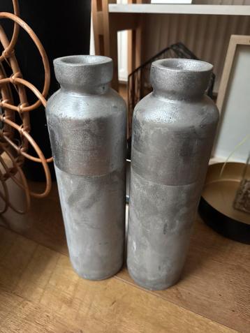 Set van 2 decoratieve potten, grijs