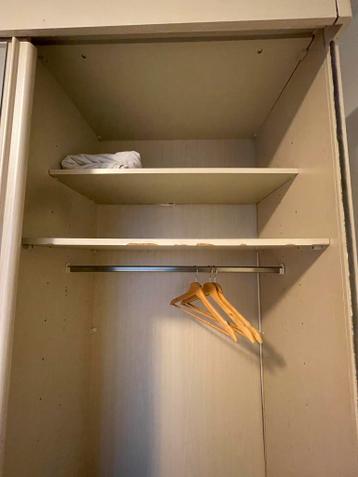 Gratis dubbele kledingkast - zelf demonteren en ophalen