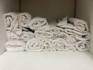 Gratis witte handdoeken (45 x 90 cm)