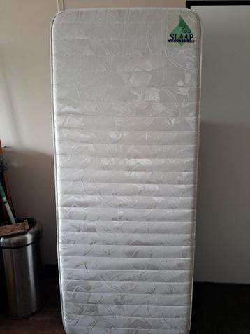 Gratis matras 190x80cm - Netjes en direct beschikbaar