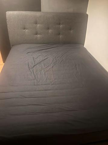 Bed met opbergruimte gratis af te halen