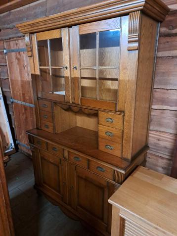 mooie buffetkast. gratis op te halen.