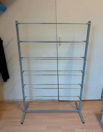 Gratis! Metalen schoenenrek met meerdere niveaus - Gebruikt