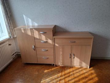 Gratis af te halen 2 kastjes