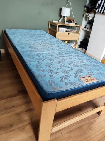 Eenpersoonsbed met matras 195x80cm