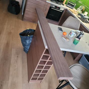 Gratis plank voor boekenplank of decoratie