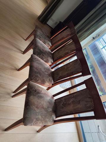 4 kersenhouten stoelen