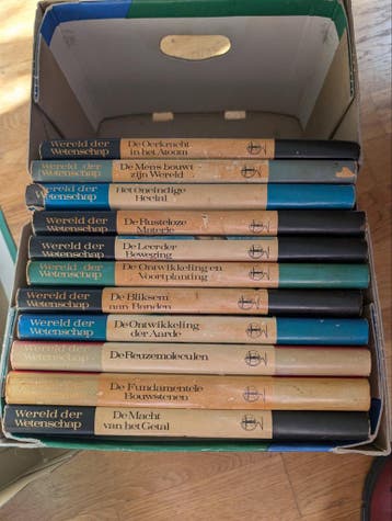 11 boeken encyclopedie Wereld der wetenschap 1966