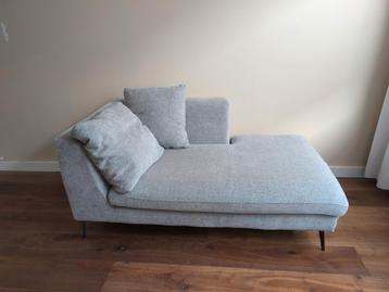 Chaise longue
