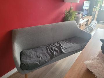 Comfortabele eetbank - Grijs stoffen bankje