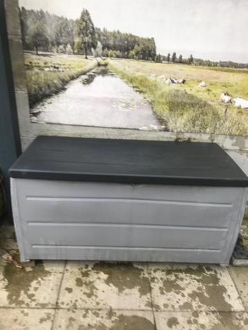 Dekenkist voor in de tuin