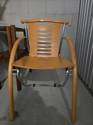 Gratis ophalen 4 keuken stoelen