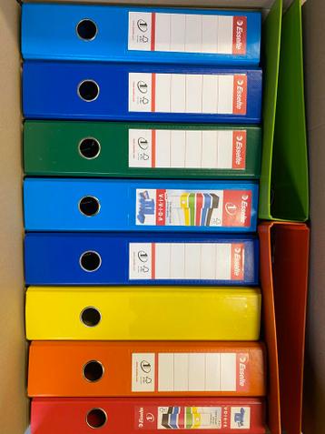Diverse Esselte Ordners