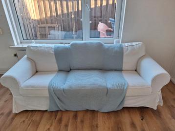 Witte bank, 3 pers. GRATIS!