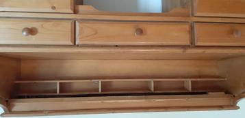 Grenen bureau met rolklep