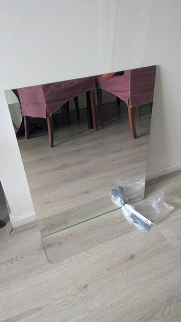 Spiegel met plank 50 x 60 cm