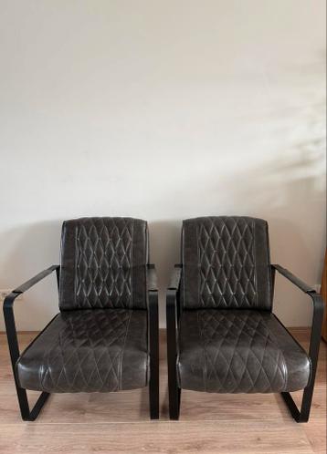 Fauteuils met metalen frame - Gratis