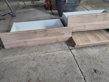 Gratis 3 lades en 3 planken Ikeakast