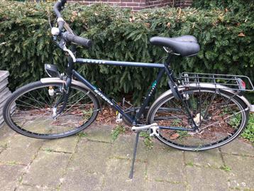 Gratis! Batavus navajo - slag in achterwiel, verder prima