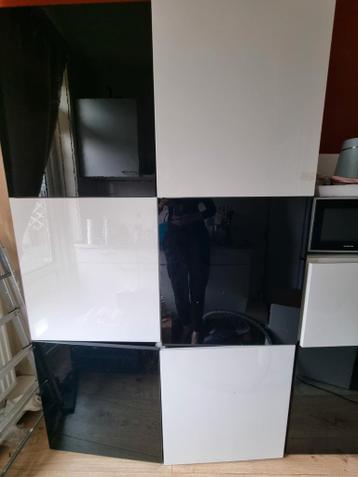 Ikea Pax kast met deurtjes (zijdeglans)