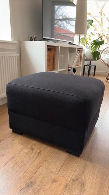 Zwarte poef/hocker