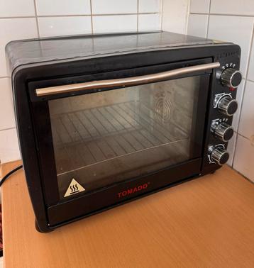 TOMADO elektrische oven GRATIS