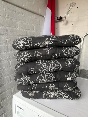 6 kussentjes met print, gratis af te halen