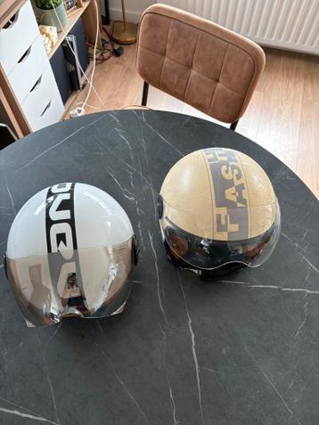 Scooterhelmen: Dames Small & Heren XL - Gebruikt