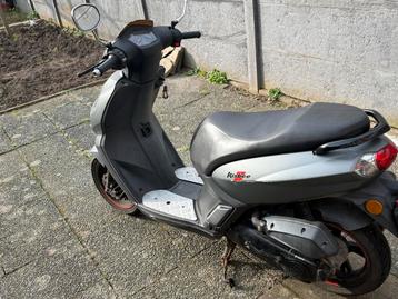 Peugeot Kisbee 2011 - Gele Kenteken - Goed Lopend