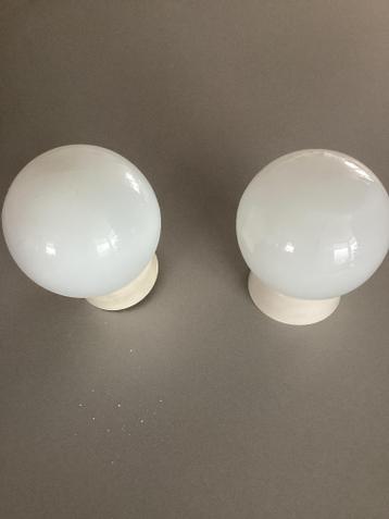 Twee vintage plafonieres