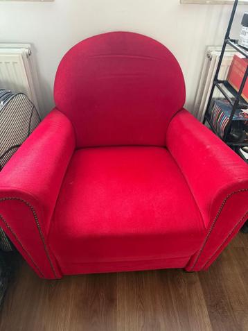 Rood bankje, gratis af te halen in Almere Poort