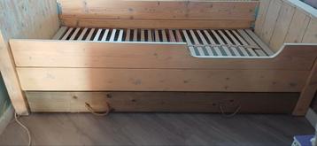 stijgerhouten bed met kwaliteitslattenboden