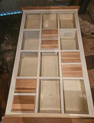 Prachtige hoge kast ((GRATIS OPHALEN)