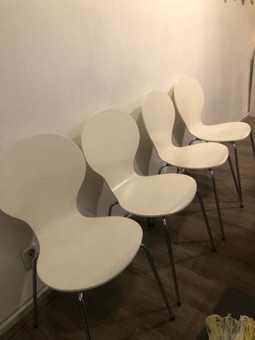 Free White chairs x4