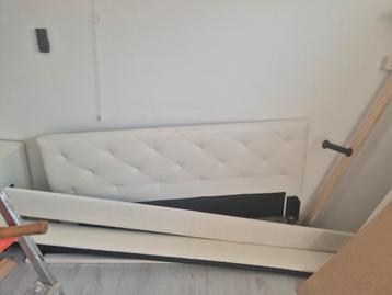 Bed 2 personen 160 gratis op halen