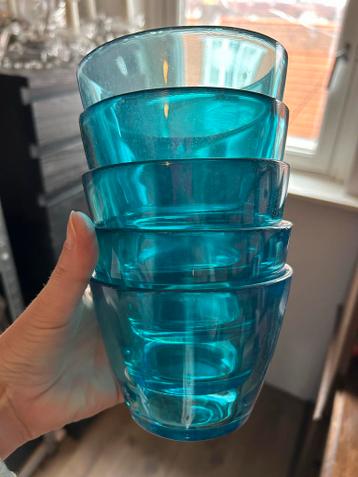 5 blauwe glazen schaaltjes zo goed als nieuw